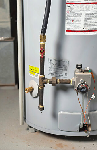 https://duncraighotwater.com.au/uploads/2025/06/gas-hot-water-system-65811.jpg