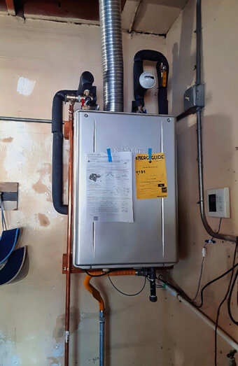 https://duncraighotwater.com.au/uploads/2025/06/instant-hot-water-systems-51476.jpg