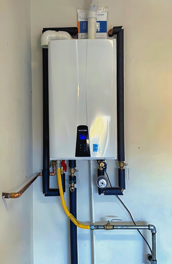 https://duncraighotwater.com.au/uploads/2025/06/instant-hot-water-systems-63860.jpg